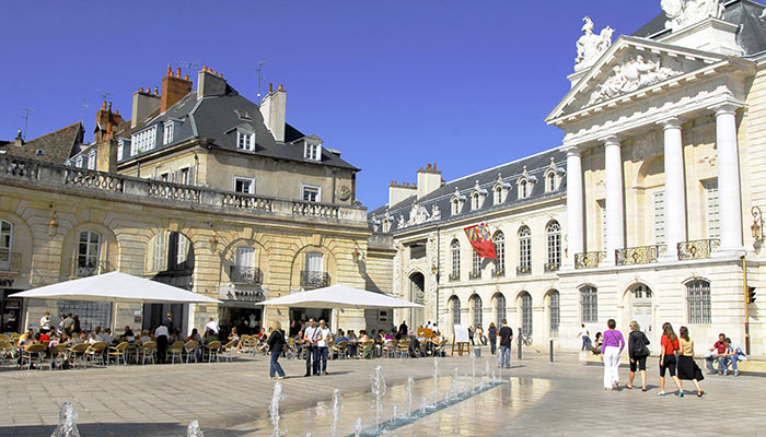 Baiser gratuitement à Dijon ?